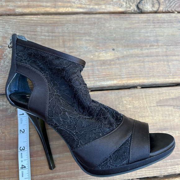 BCBG lace booties - Picture 9 of 13